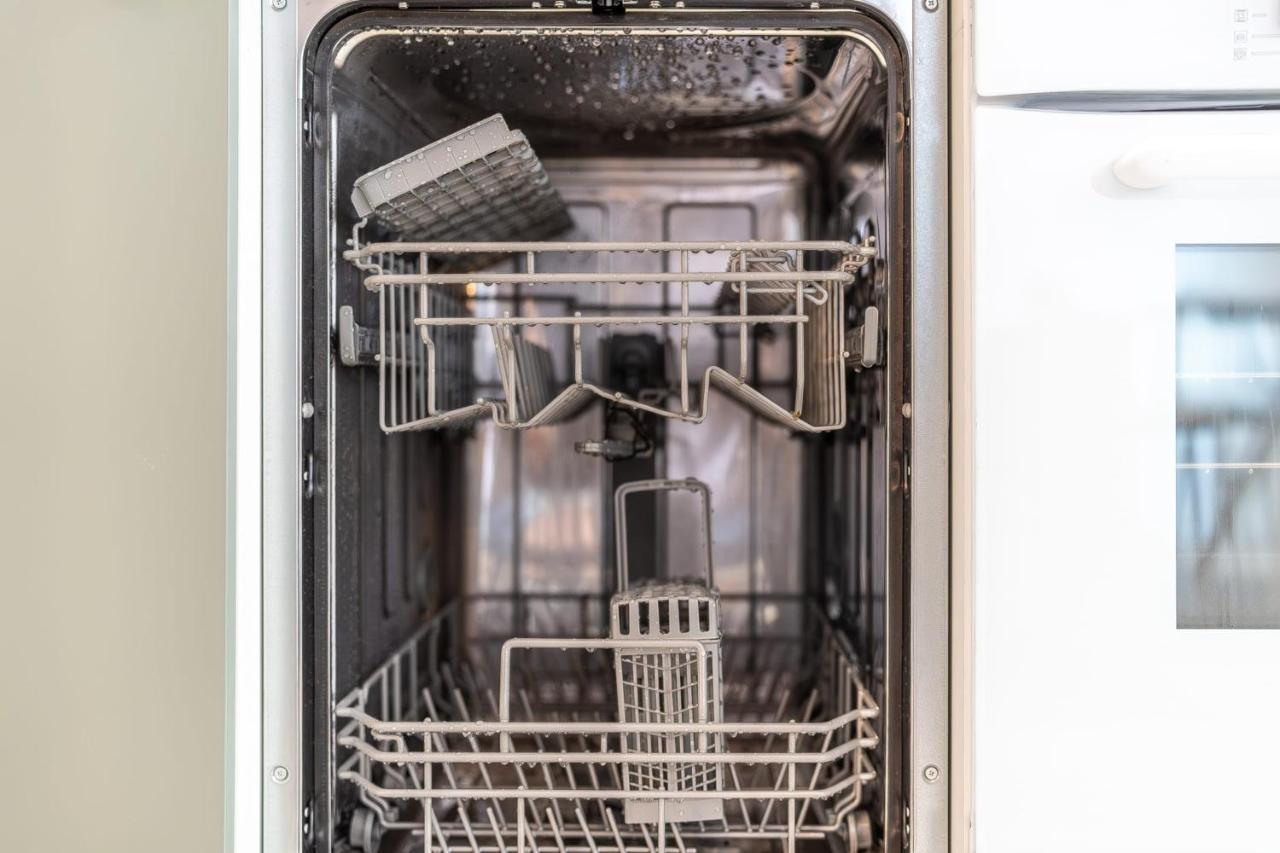 Le Marietton Appartement Cosy A Deux Pas Du Metro Valmy ลียง ภายนอก รูปภาพ